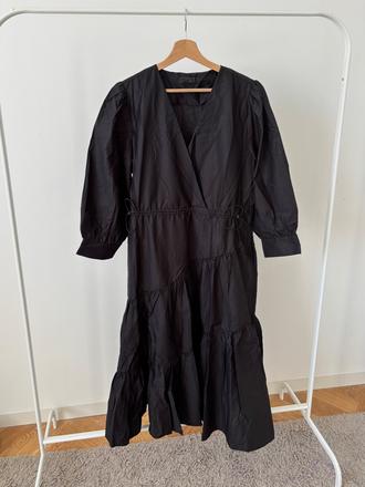 Reserved saty, reserved,42