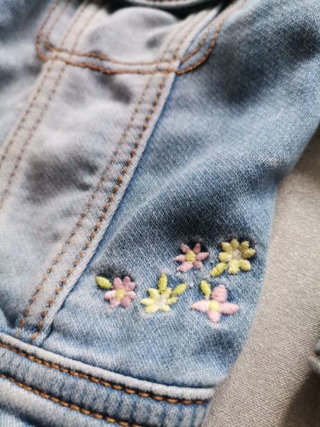 Riflovka, baby club,74