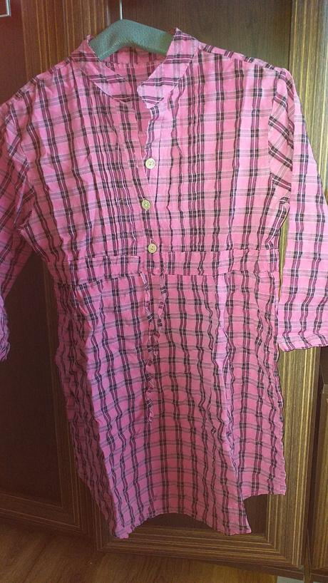 Tehotenská košeľa, l