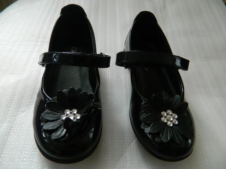 Detské poltopánky, 26