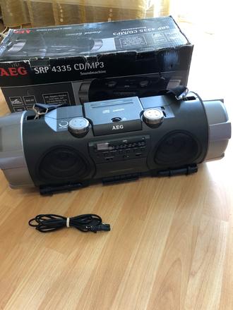 Radiomagnetofon s cd aeg,