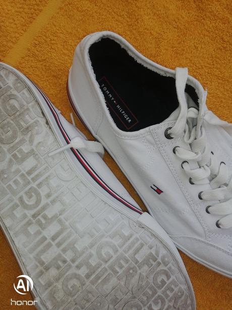 Tommy hilfiger 44, tommy hilfiger,44