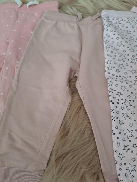 Dievčenské tepláčiky 86, 86