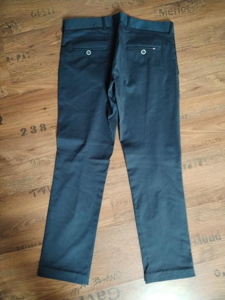 Chlapčenský oblek, 170