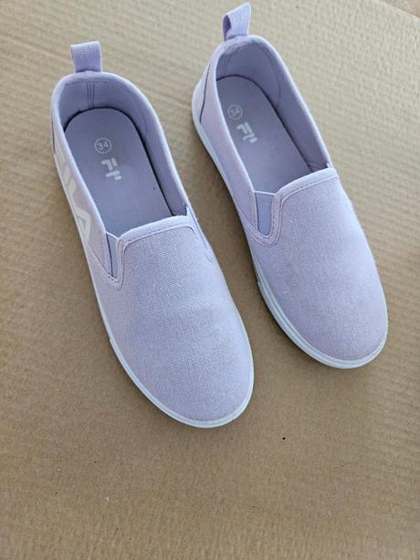 Balík topánok 34, fila,34