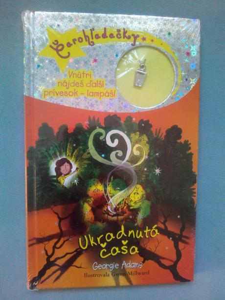 Kniha čarodejnice s príveskom (nová vo fólii),