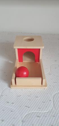 Krabicka, v ktorej sa nic nestrati (montessori),