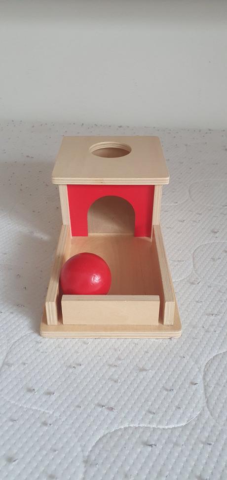 Krabicka, v ktorej sa nic nestrati (montessori),