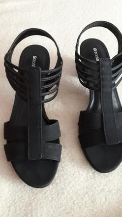 Sandalky, graceland,38