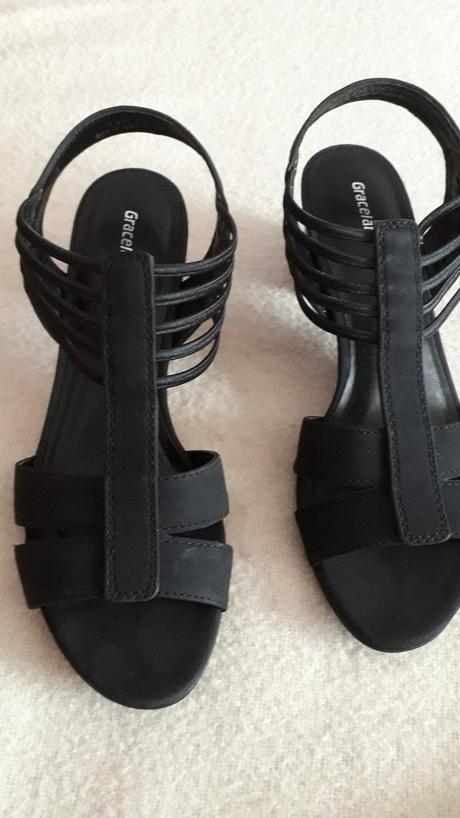 Sandalky, graceland,38