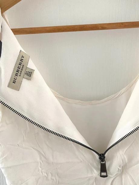 Luxusný hodvábny top burberry london, burberry,xs