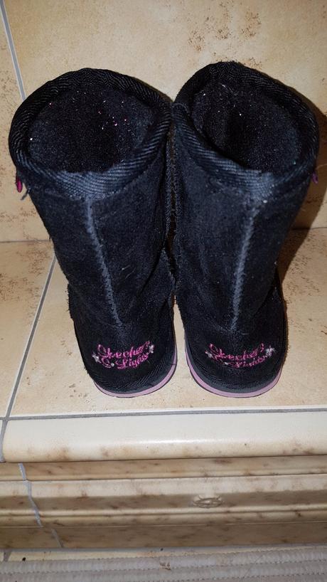 Huculky, skechers,25