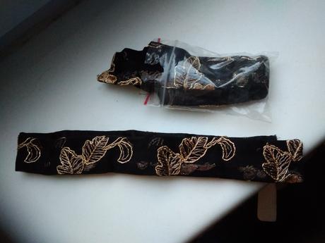 Dlhe spoločenské šaty, 36