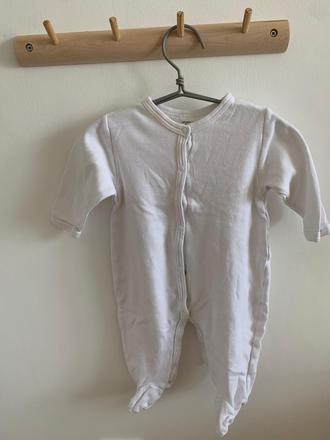 Pyžamko biele 62, 62