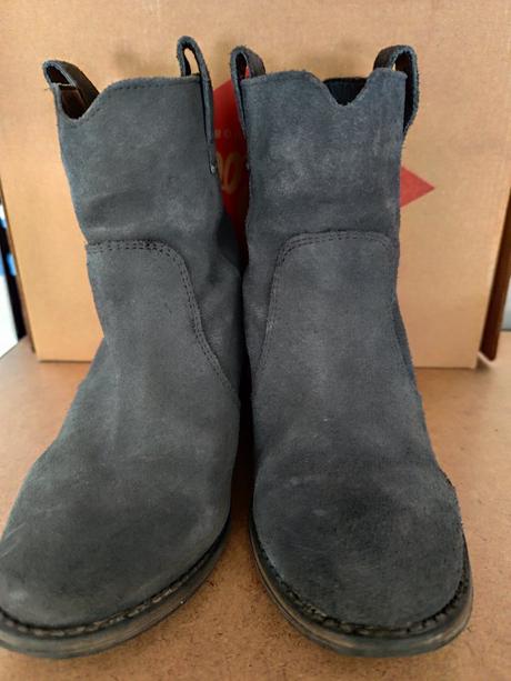 Poltopánky z pravej kože, deichmann,37