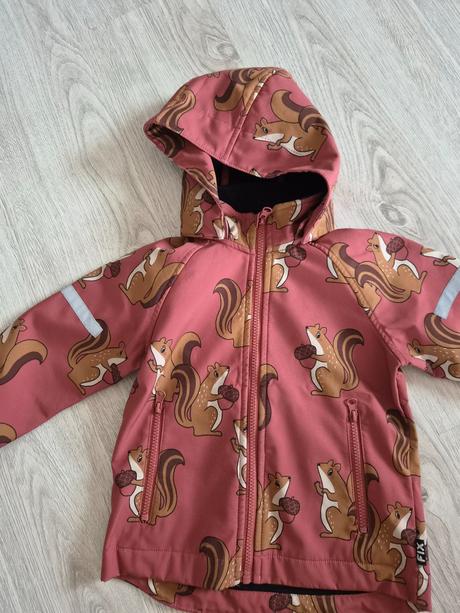 Softshellová bunda, lindex,104