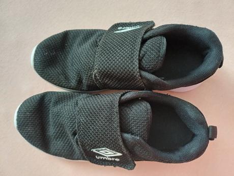 Tenisky, umbro,35