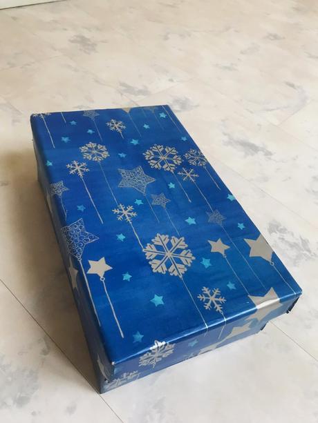 Darčeková krabica k vianociam, 