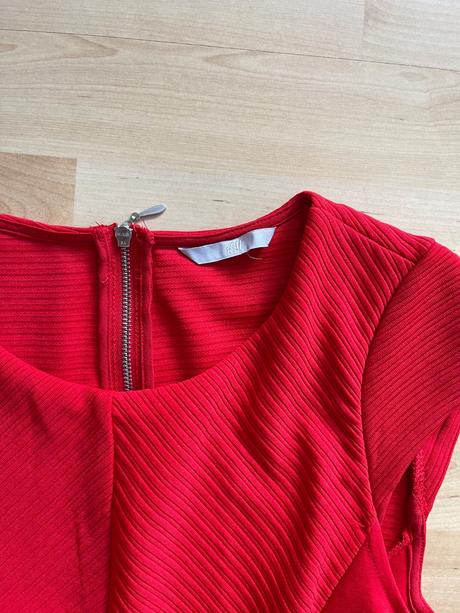 Elastické červené šaty h&m, h&m,s