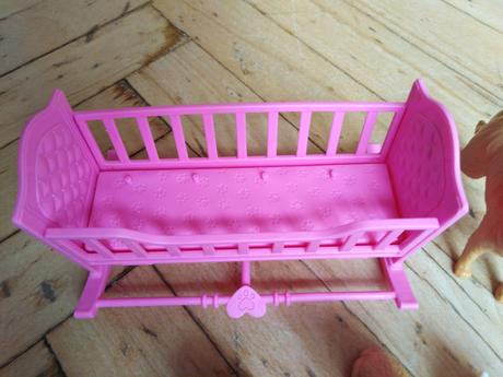 Psíkovia s kolískou, 