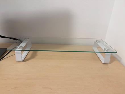 Podstavec pod monitor, 