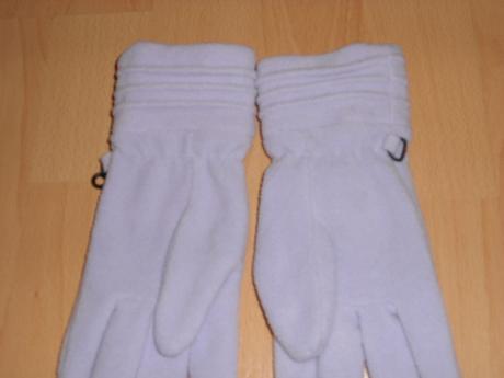 Bledo-fialove rukavice, 128