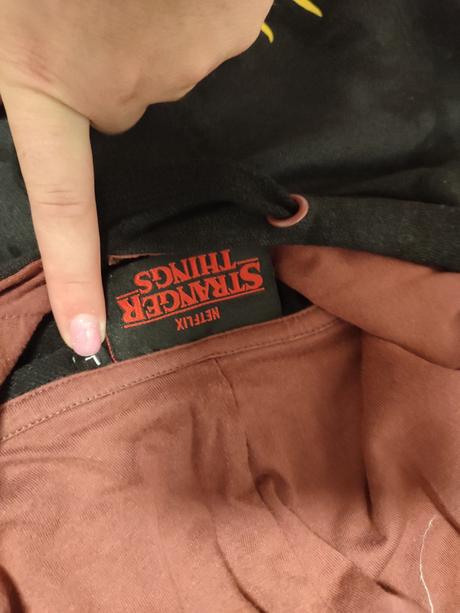 Mikina veľkosť l stranger things - nenosená, l