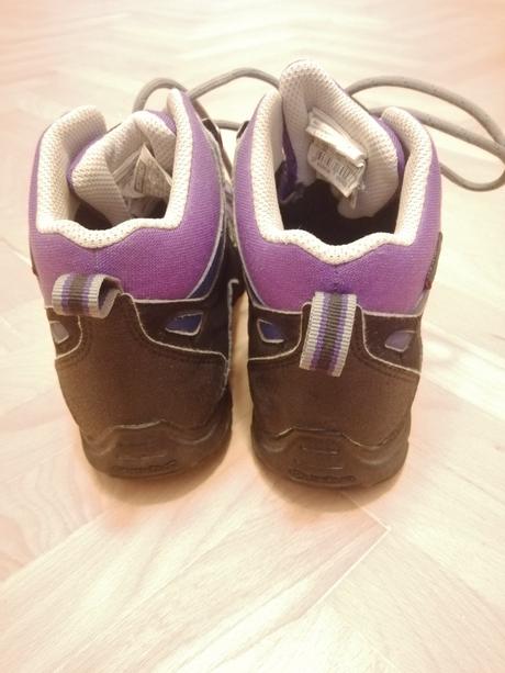 Predám turistické topánky, 35