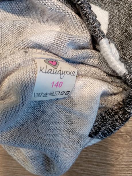 Pulóver, 140