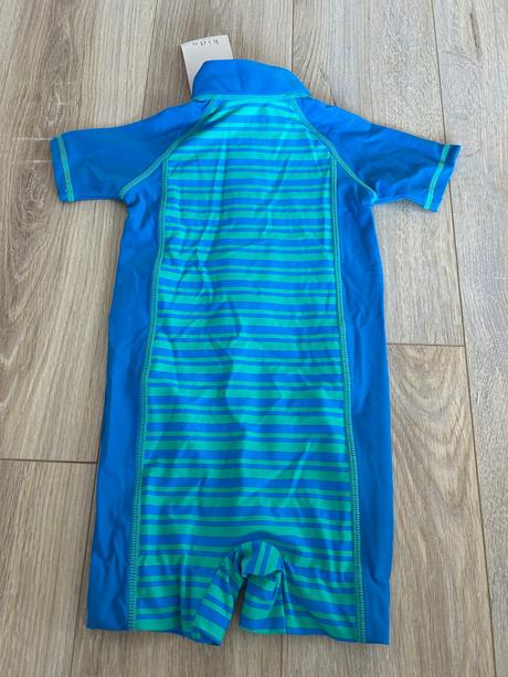 Overal na plávanie, tchibo,86