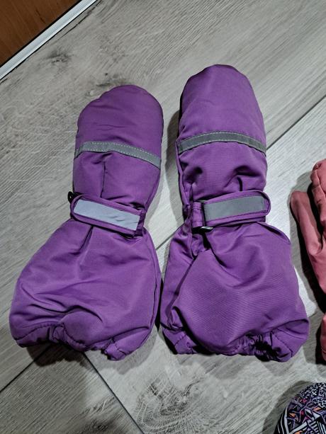 Rukavice...kus od 3e, authority,134