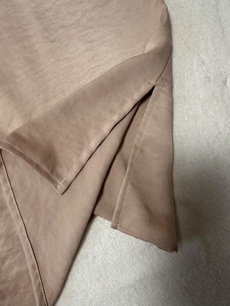 Béžová dlhá blúzka zn. magenta, m