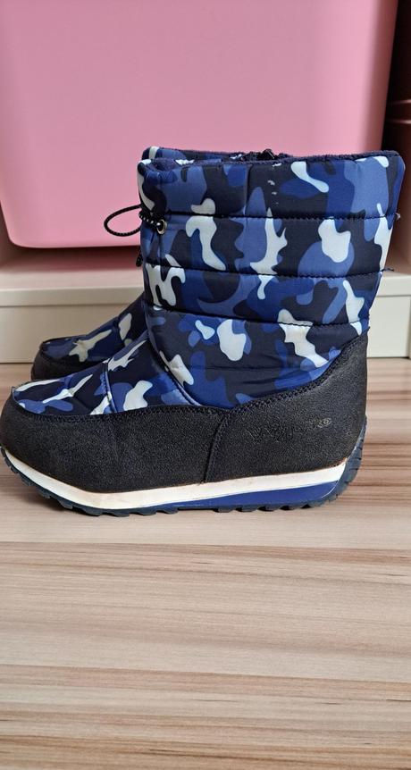 Snehule, wojtylko,33