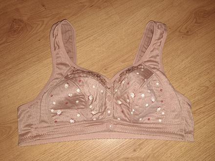 Podprsenka xxl, 90b