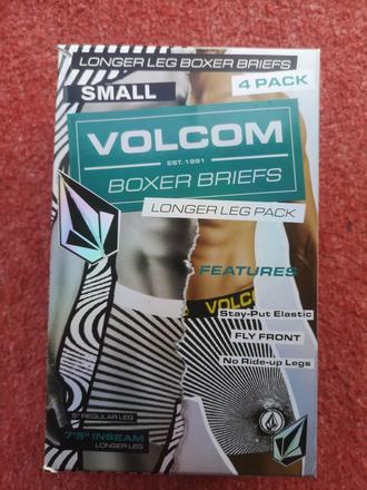 Volcom pánske boxerky 4 ks veľkosť s, s
