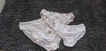 Nohavičky č.134-140, 134