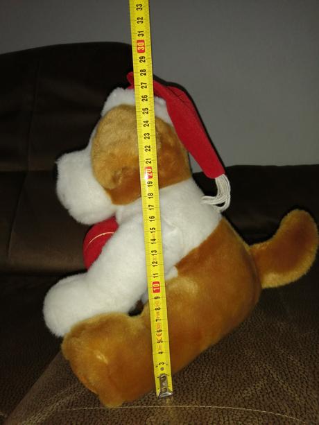 Plysovy pes bernardin,