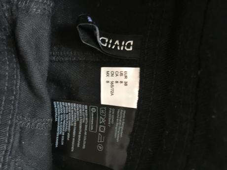 Šaty na traky divided, m