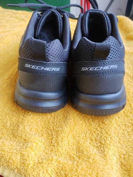 Tenisky, skechers,44