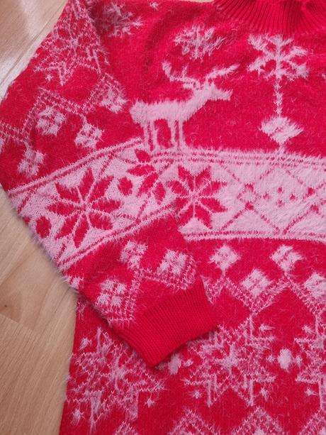 Dámsky pulovér-šaty, 