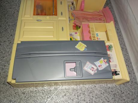 Barbie kuchyňa s riadikmi,