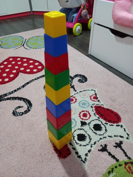 Skladacia pyramída,