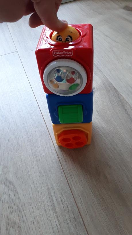 Fisher-price interaktivne kocky,