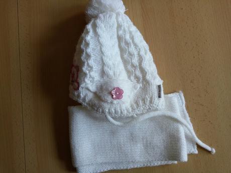 Čiapočka a šál, 56