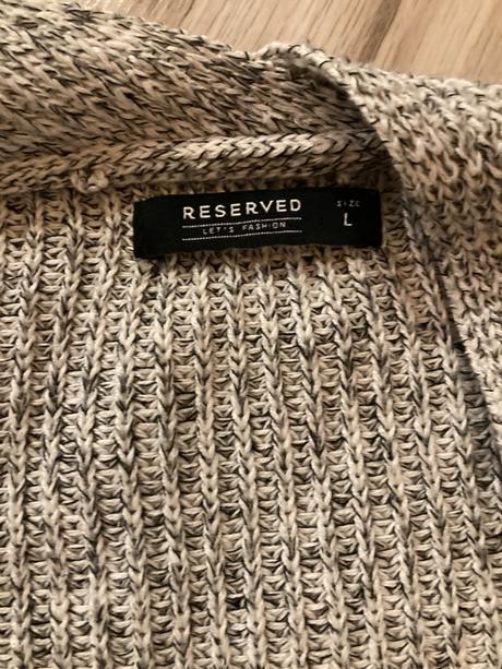 Sveter, reserved,l