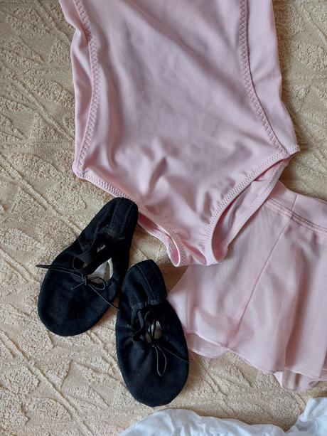 Gymnasticky dres pre malu baletku, ballet rosa,80