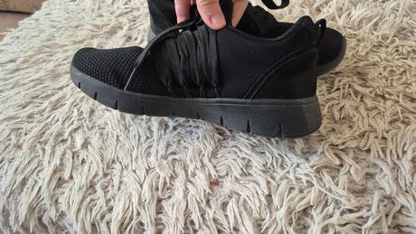 Tenisky ľahučké nenosené, deichmann,36