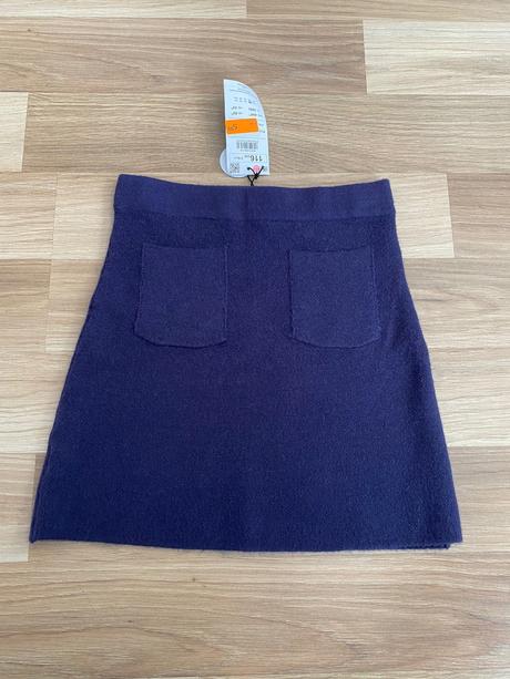 Hrubsia, elegantna sukna, reserved,116