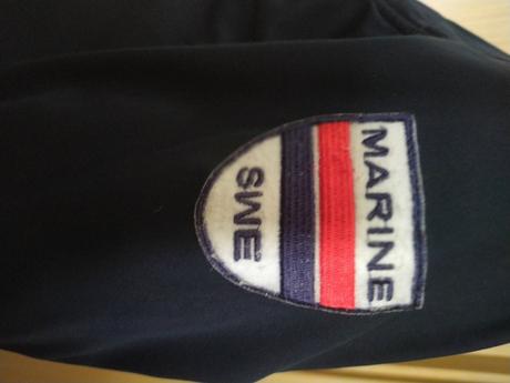 C221znackova bundicka s  par x oblecena na turi, s