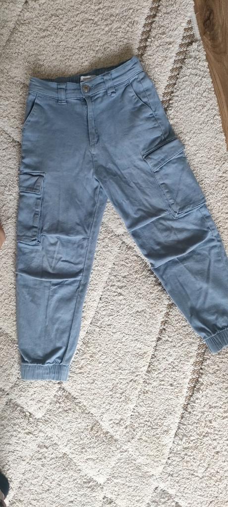 Nohavice reserved, reserved,134